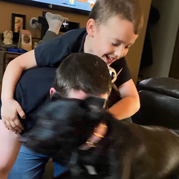 Meet your Posher, Britney - Picture 11 of 16